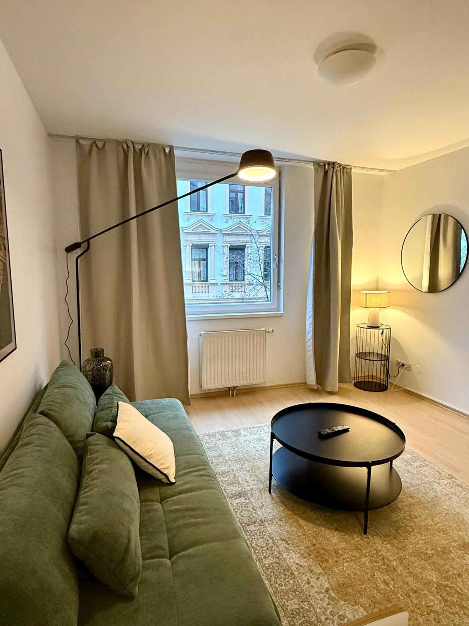 Eqbase Wien