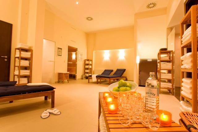 Eqbase Apartment *