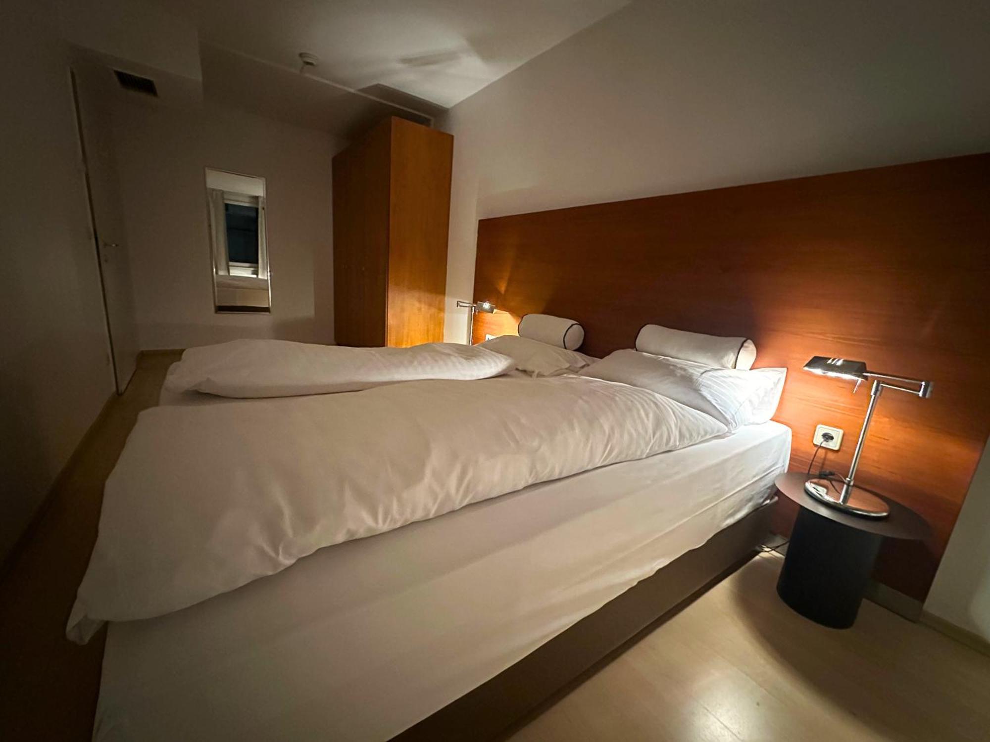Apartment Eqbase *