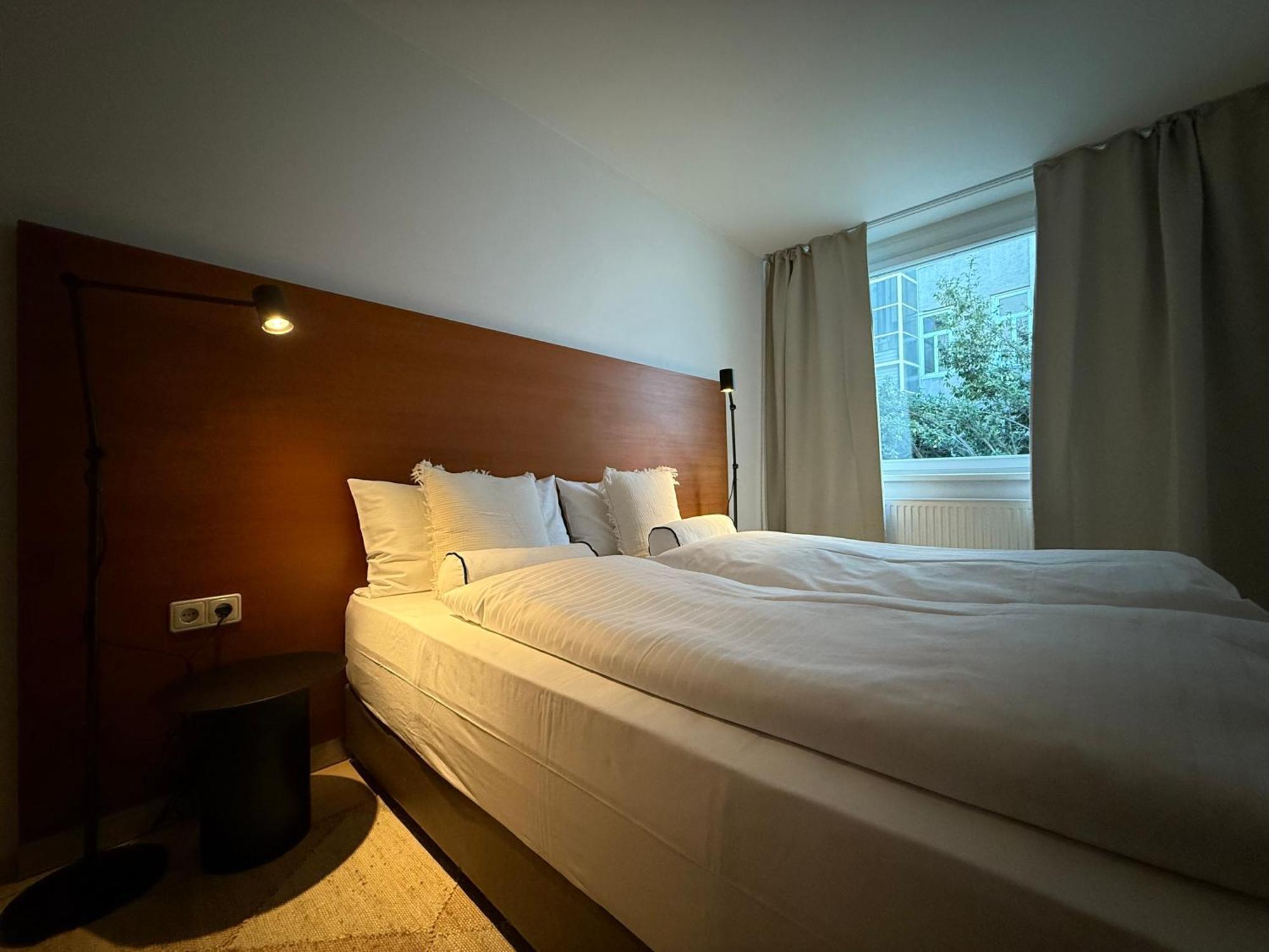Eqbase Apartment *