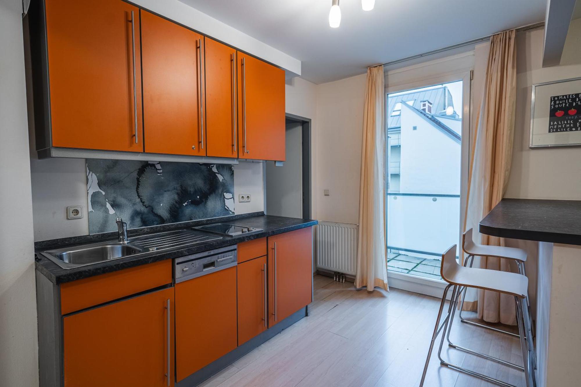 Eqbase Apartment *