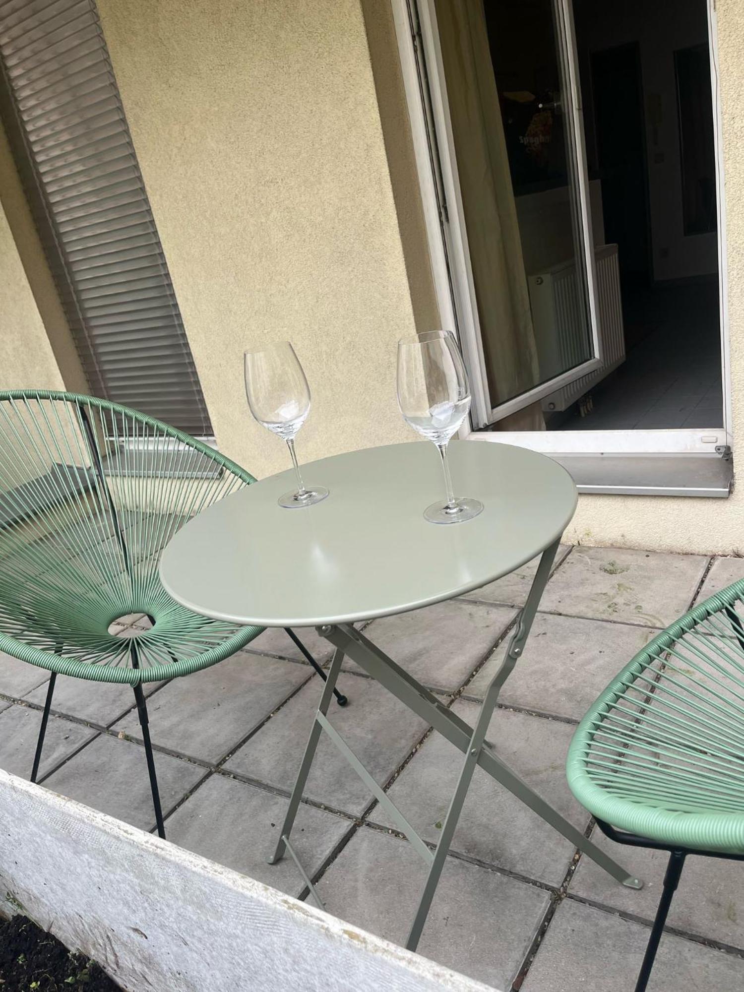 Apartment Eqbase